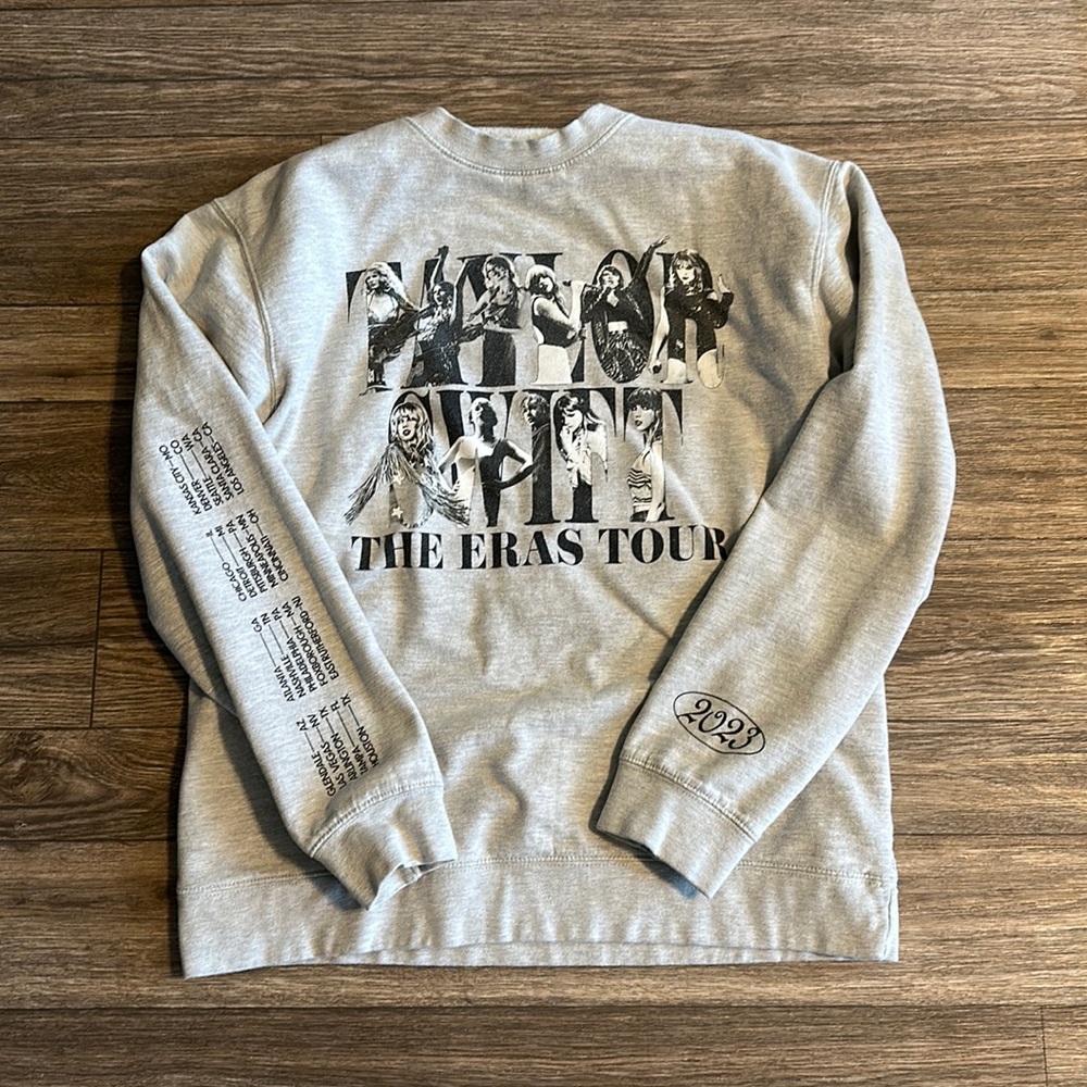 Official Eras Tour Taylor Swift Merch Crewneck Size L